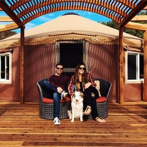 Meet your Posher, Danielle